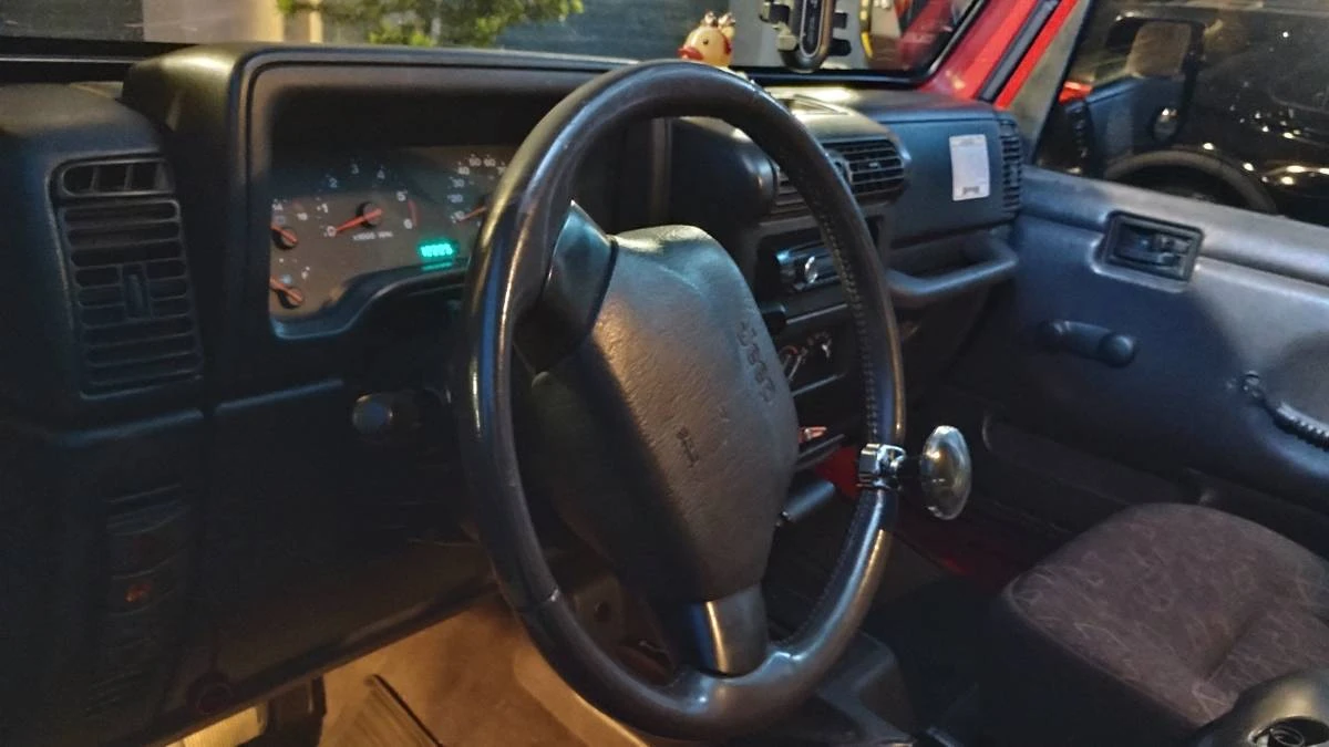 2002 Jeep TJ Wrangler - Image 6 of 15