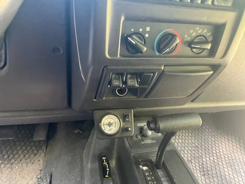 2002 Jeep TJ Wrangler - Image 17 of 24