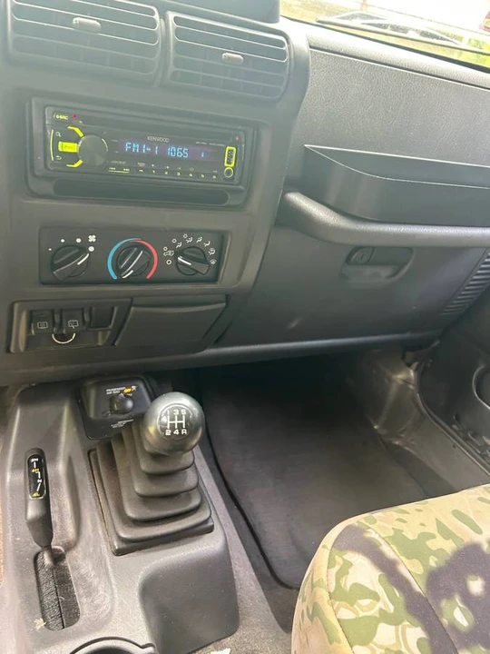2022 Jeep TJ Wrangler - Image 9 of 13