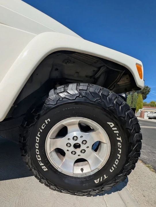 2002 Jeep TJ Wrangler - Image 10 of 20