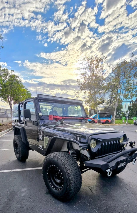 2002 Jeep TJ Wrangler - Image 2 of 18