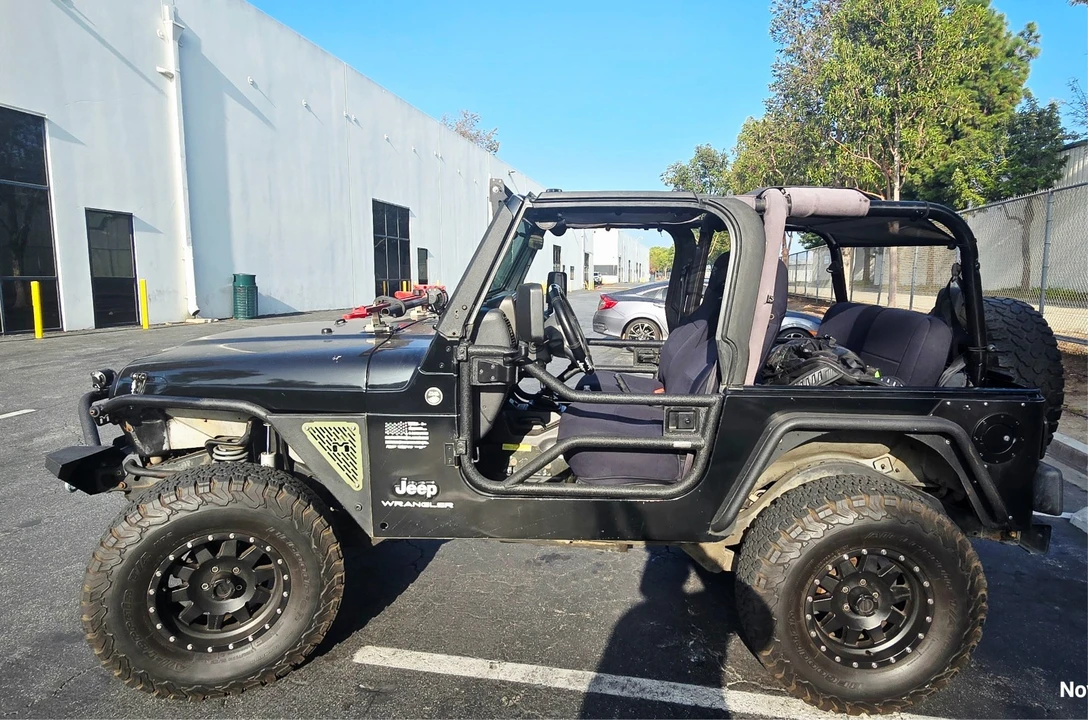 2002 Jeep TJ Wrangler - Image 15 of 18