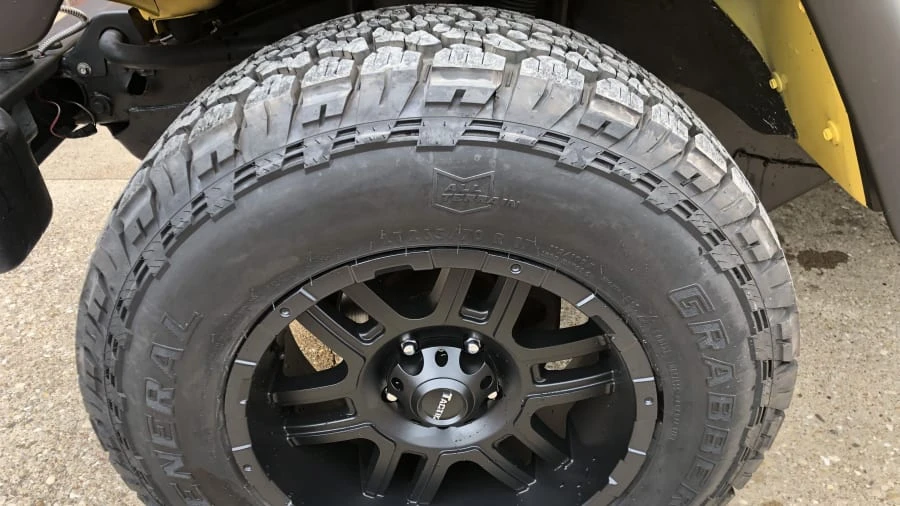 2002 Jeep TJ Wrangler - Image 12 of 14