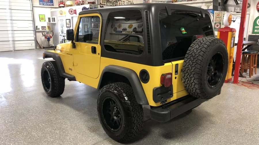 2002 Jeep TJ Wrangler - Image 10 of 30
