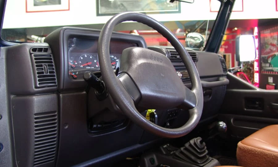 2002 Jeep TJ Wrangler - Image 4 of 10