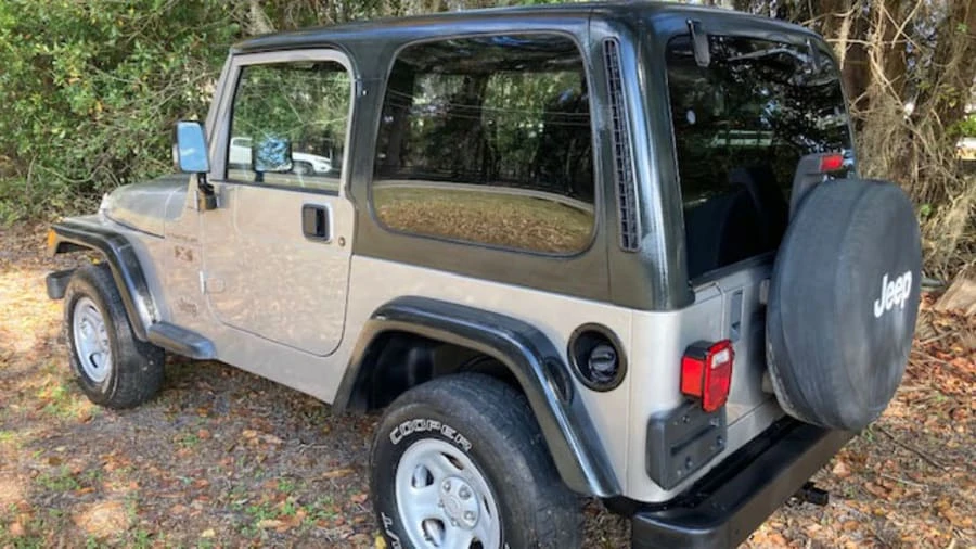 2002 Jeep TJ Wrangler - Image 2 of 5