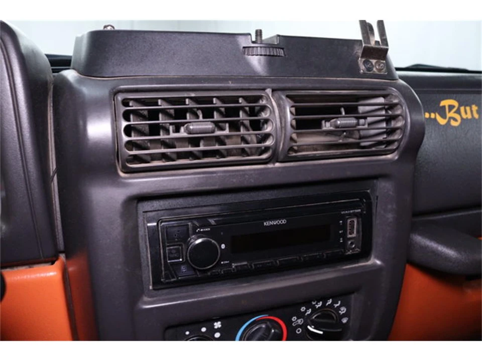 2002 Jeep TJ Wrangler - Image 13 of 31