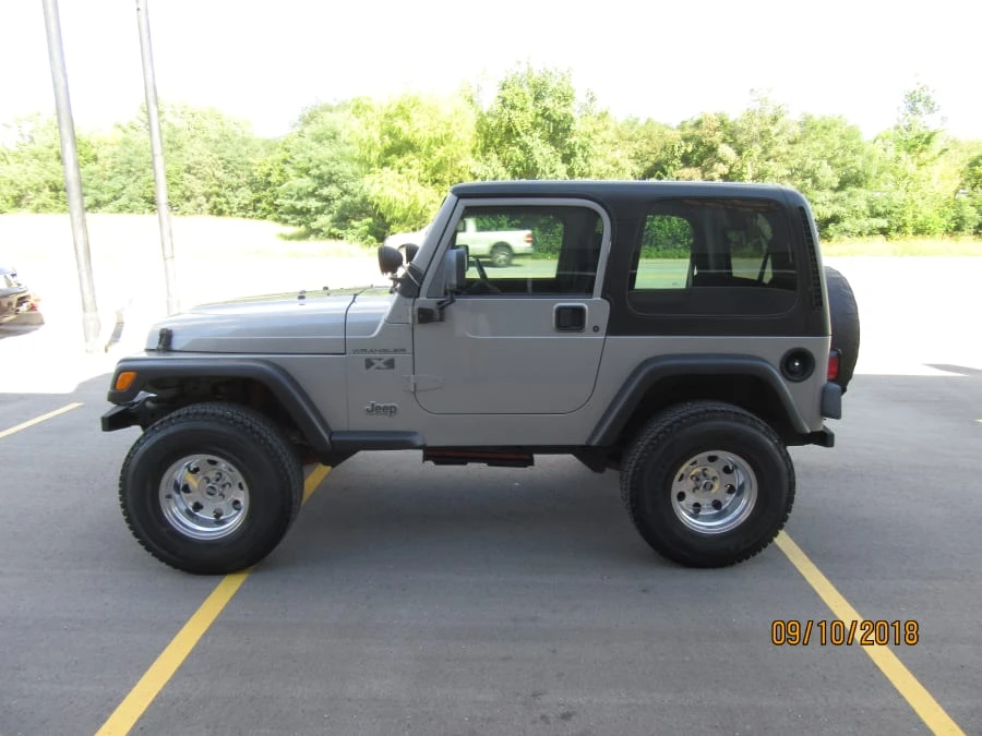 2002 Jeep TJ Wrangler - Image 2 of 12