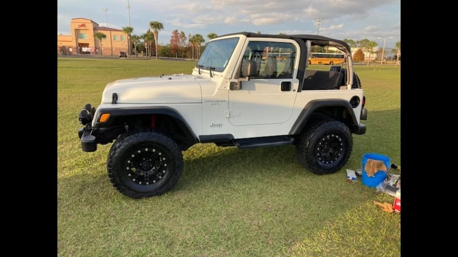 2002 Jeep TJ Wrangler - Image 2 of 4