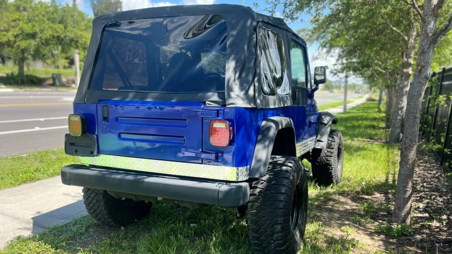 2002 Jeep TJ Wrangler - Image 8 of 19