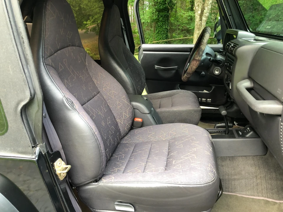 2002 Jeep TJ Wrangler - Image 7 of 14
