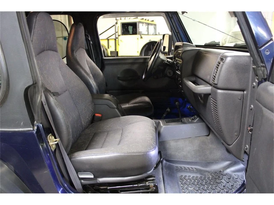 2002 Jeep TJ Wrangler - Image 23 of 31