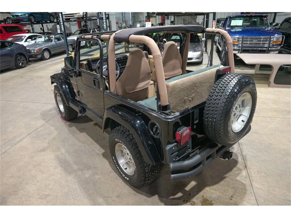 2002 Jeep TJ Wrangler - Image 16 of 31