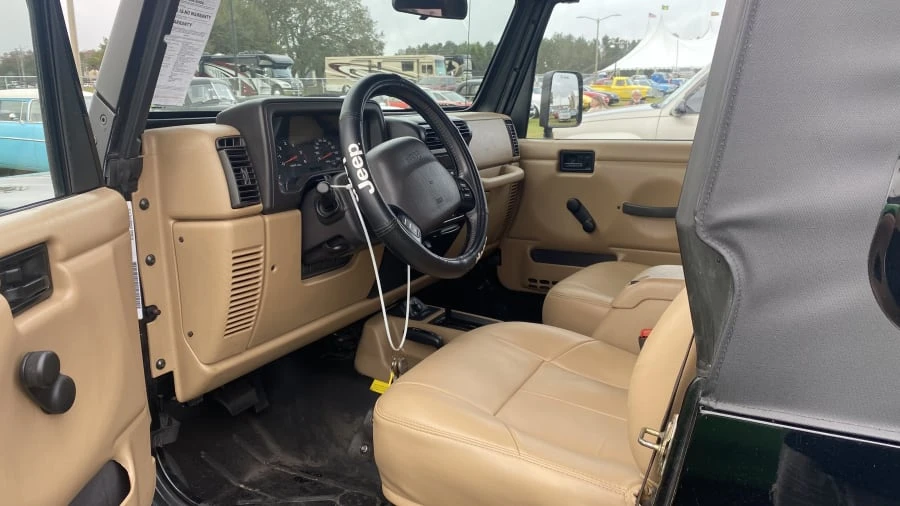 2002 Jeep TJ Wrangler - Image 3 of 5