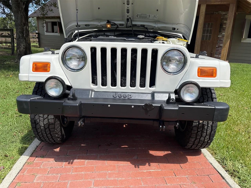 2002 Jeep TJ Wrangler - Image 10 of 31