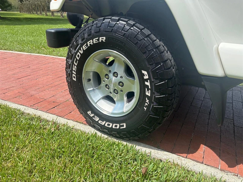 2002 Jeep TJ Wrangler - Image 14 of 31