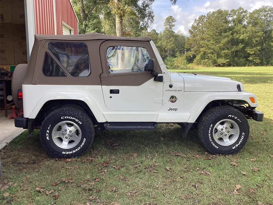 2002 Jeep TJ Wrangler - Image 3 of 31