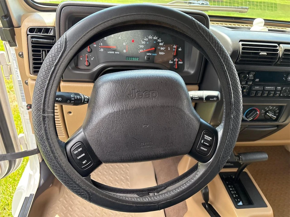 2002 Jeep TJ Wrangler - Image 24 of 31
