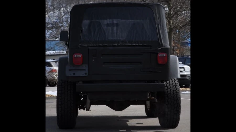 2002 Jeep TJ Wrangler - Image 10 of 12
