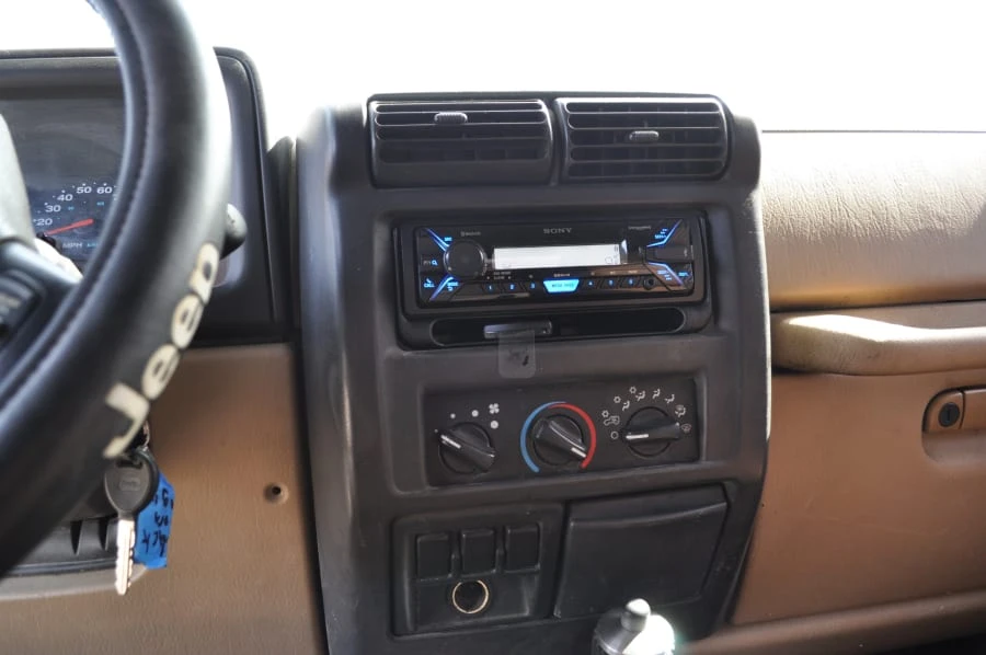 2002 Jeep TJ Wrangler - Image 5 of 12