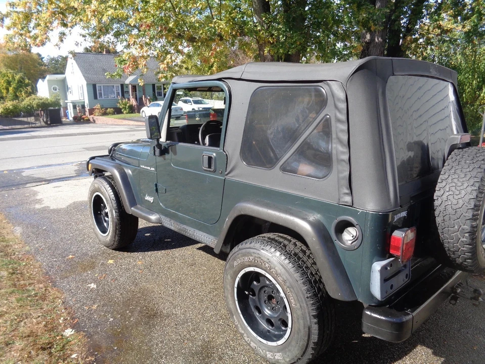2002 Jeep TJ Wrangler - Image 5 of 17