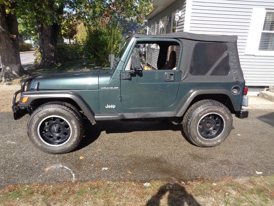 2002 Jeep TJ Wrangler - Image 2 of 17