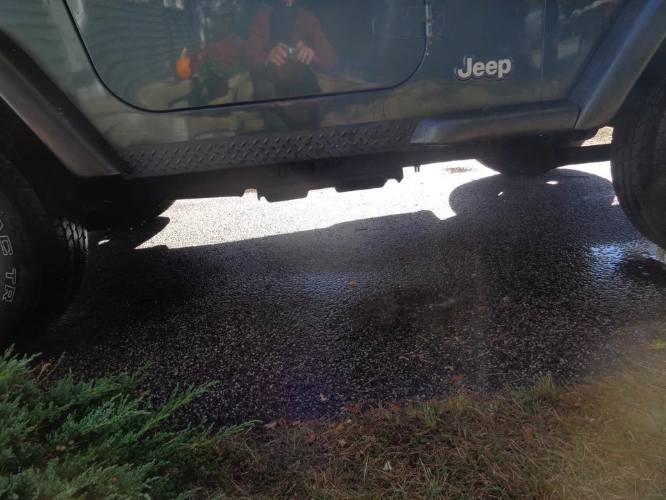 2002 Jeep TJ Wrangler - Image 16 of 17