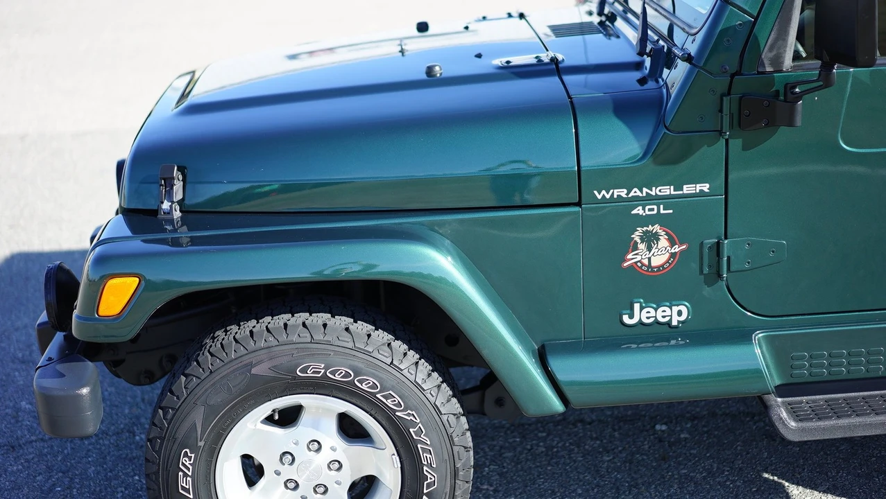 2002 Jeep TJ Wrangler - Image 19 of 24