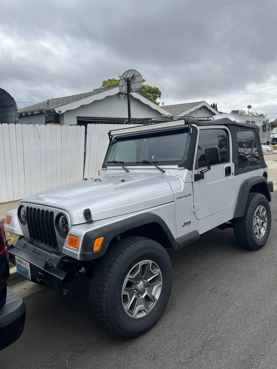 2002 Jeep TJ Wrangler - Image 2 of 9