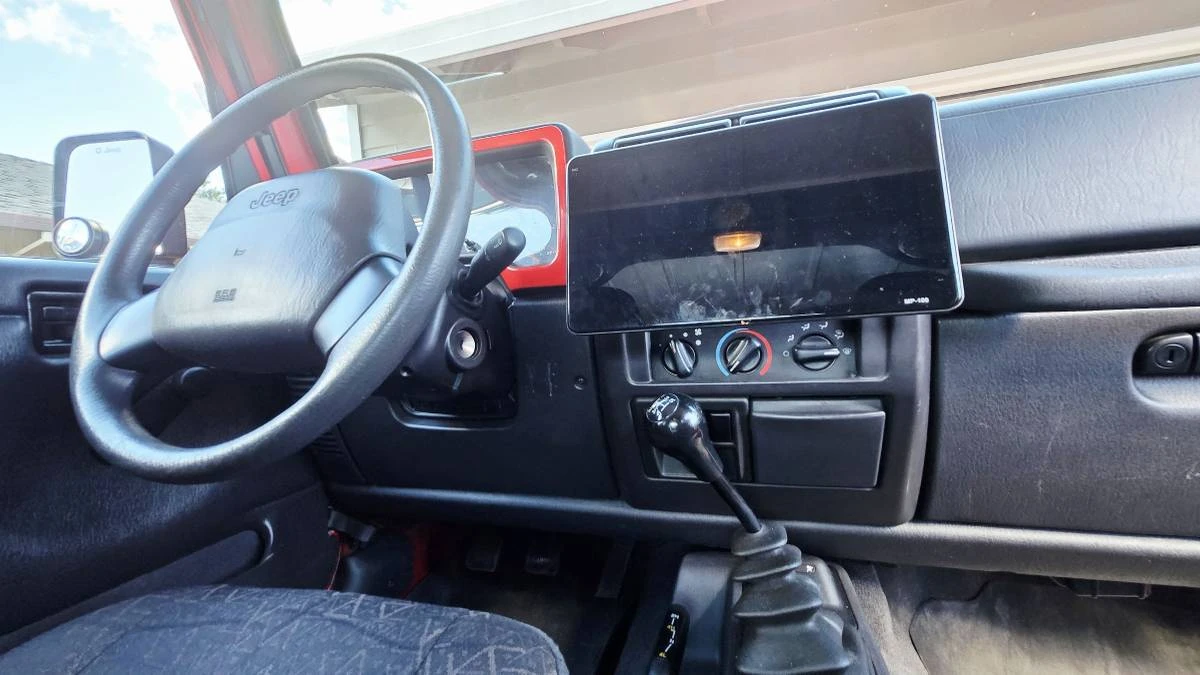 2002 Jeep TJ Wrangler - Image 18 of 20