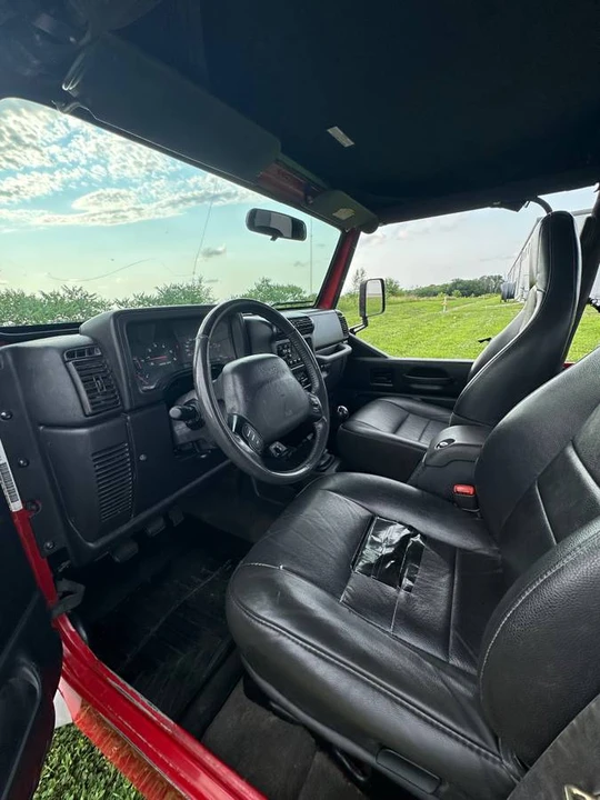 2002 Jeep TJ Wrangler - Image 9 of 12