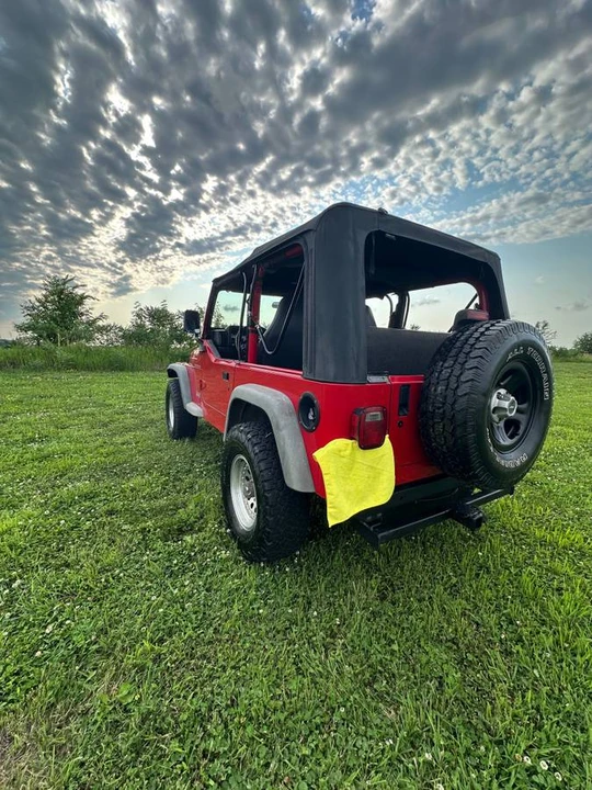 2002 Jeep TJ Wrangler - Image 5 of 12