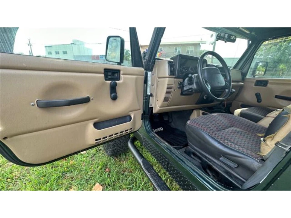 2002 Jeep TJ Wrangler - Image 18 of 25