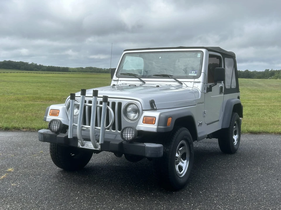 2002 Jeep TJ Wrangler - Image 2 of 31