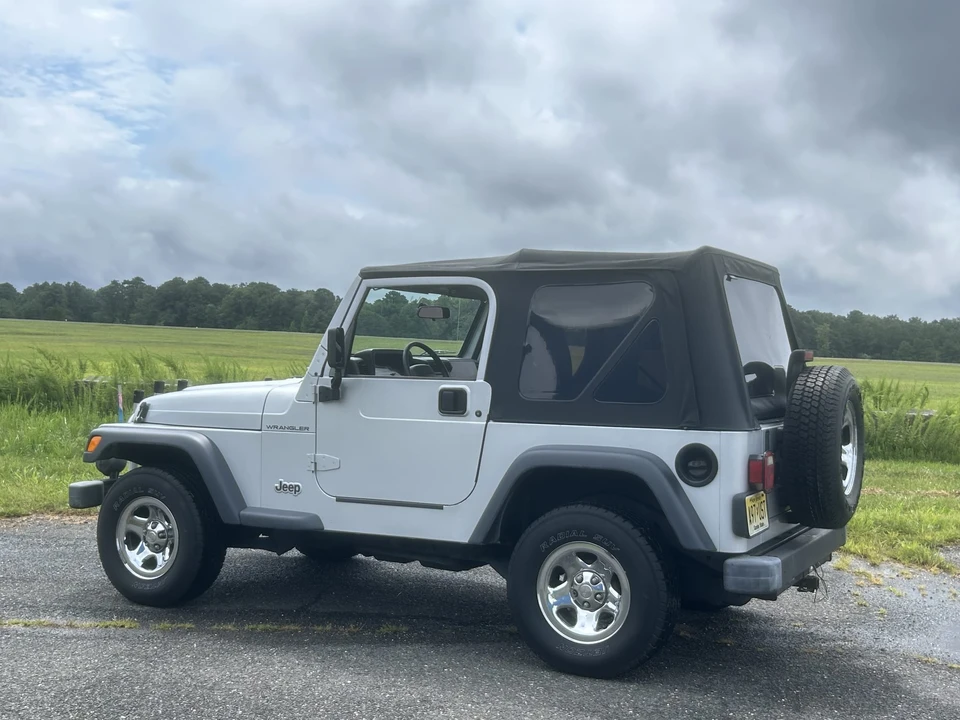 2002 Jeep TJ Wrangler - Image 8 of 31