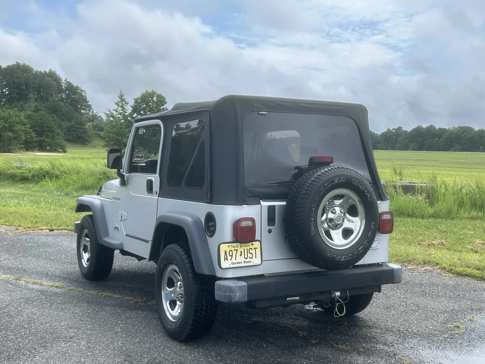 2002 Jeep TJ Wrangler - Image 9 of 31