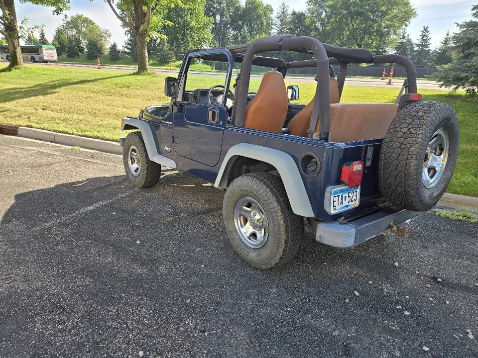 2002 Jeep TJ Wrangler - Image 2 of 13