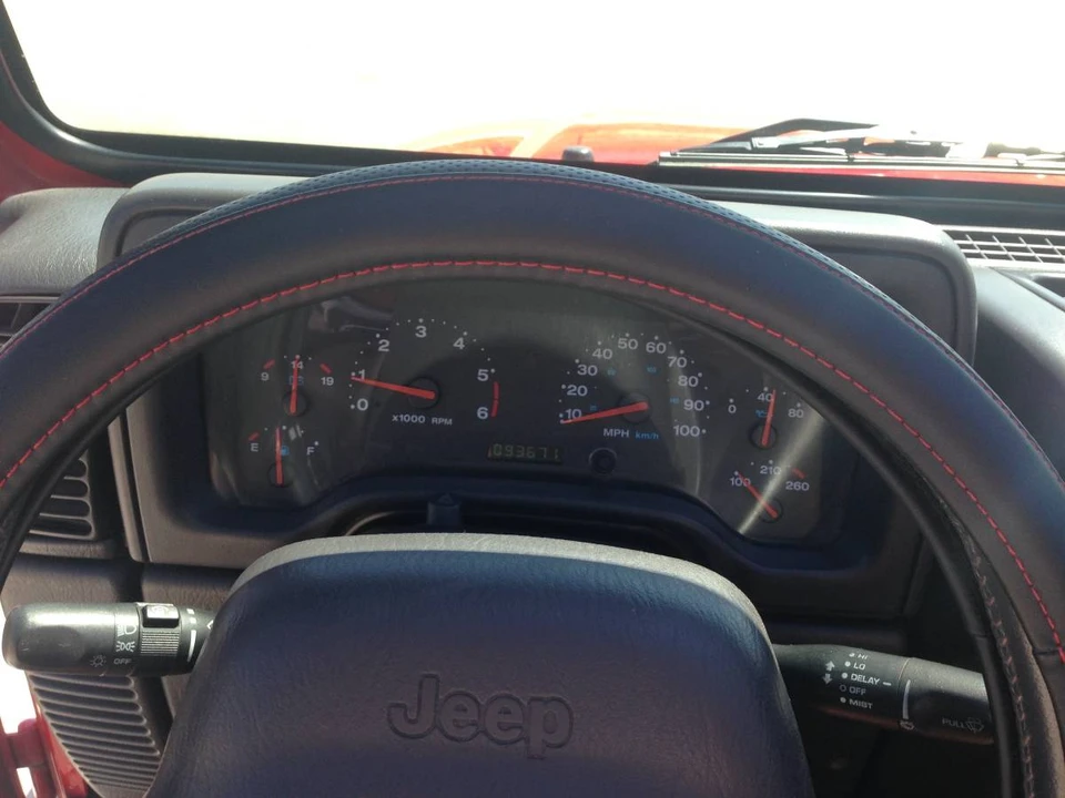 2002 Jeep TJ Wrangler - Image 6 of 9