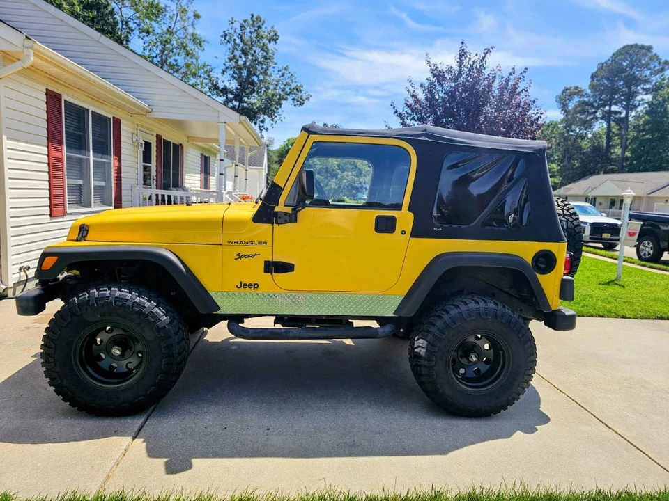 2002 Jeep TJ Wrangler - Image 2 of 9