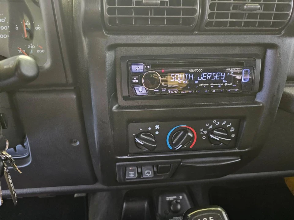 2002 Jeep TJ Wrangler - Image 8 of 9