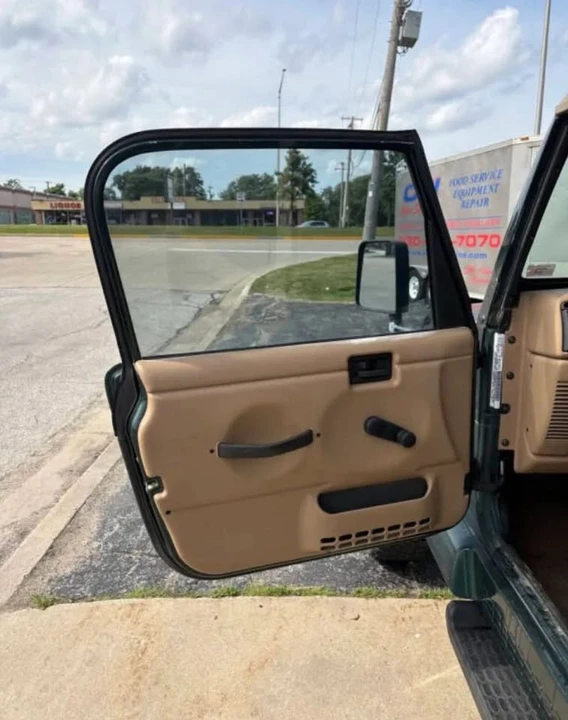 2002 Jeep TJ Wrangler - Image 7 of 14