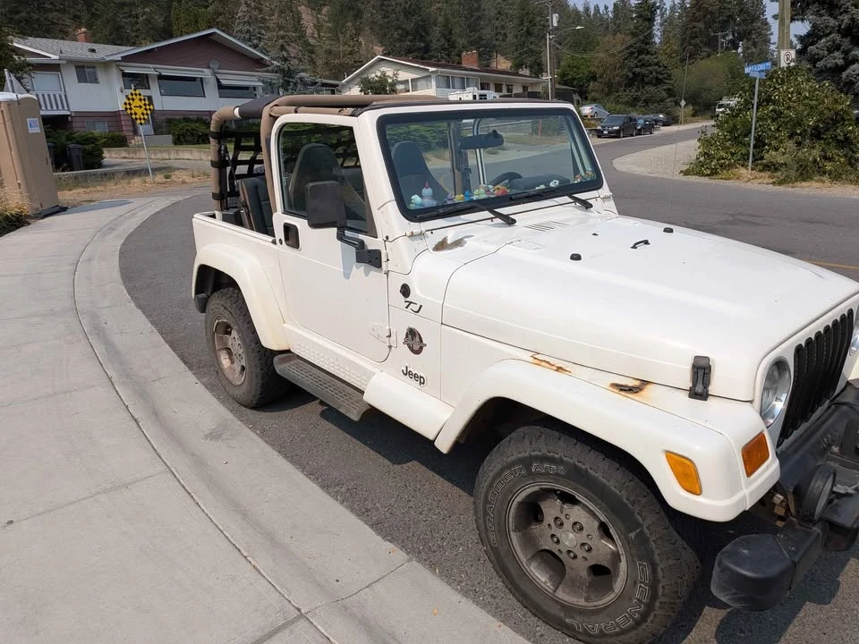 2002 Jeep TJ Wrangler - Image 2 of 14