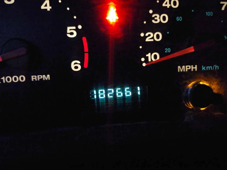 2002 Jeep TJ Wrangler - Image 9 of 12