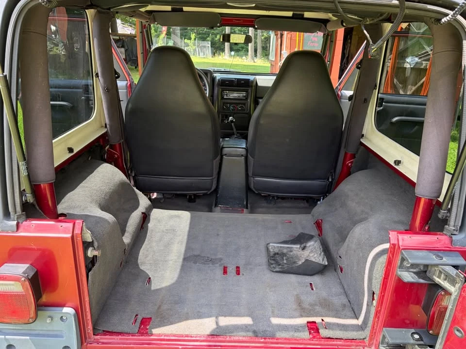 2002 Jeep TJ Wrangler - Image 10 of 16
