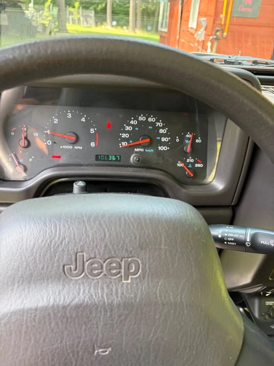 2002 Jeep TJ Wrangler - Image 9 of 16