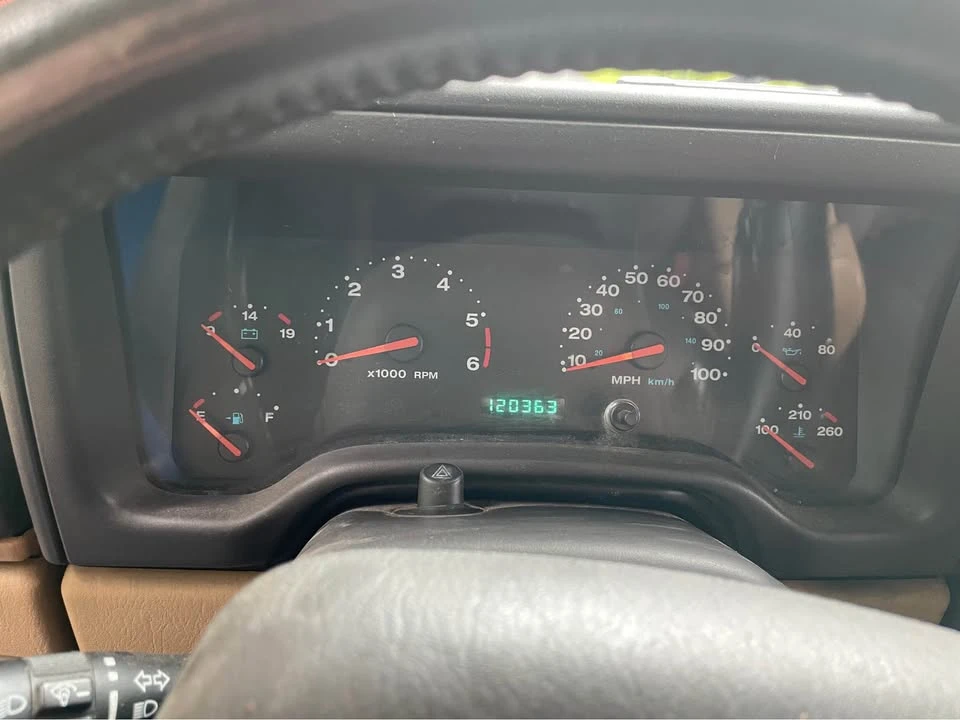 2002 Jeep TJ Wrangler - Image 11 of 14