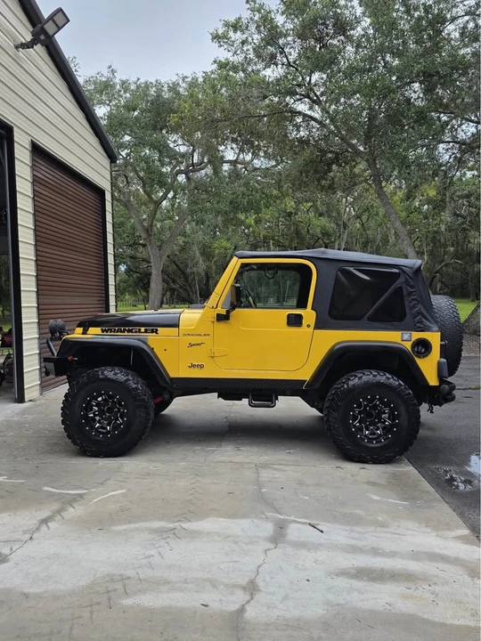 2002 Jeep TJ Wrangler - Image 4 of 12