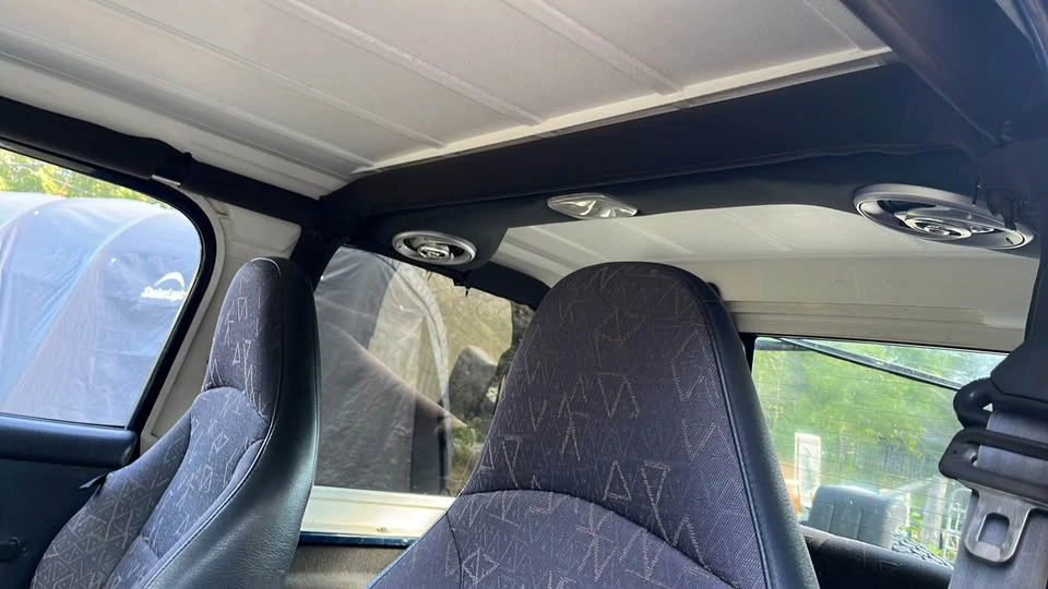 2002 Jeep TJ Wrangler - Image 3 of 4