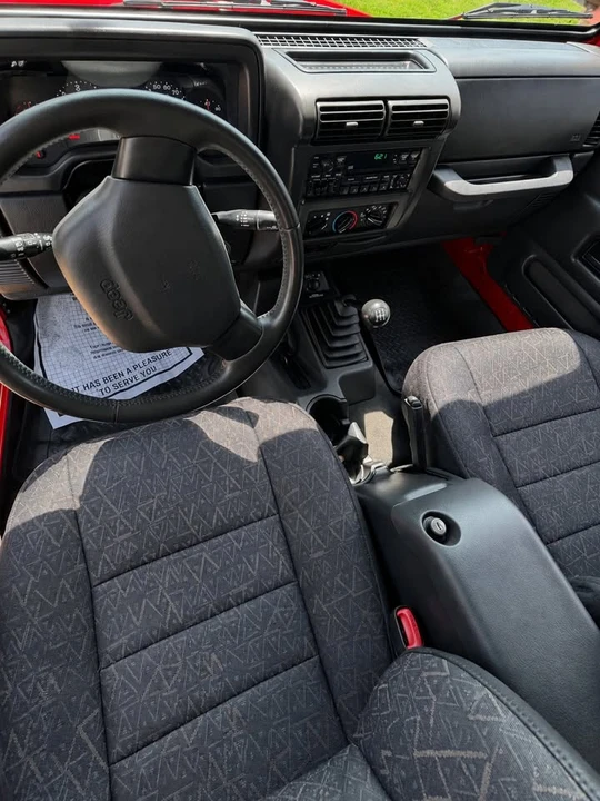 2002 Jeep TJ Wrangler - Image 12 of 13