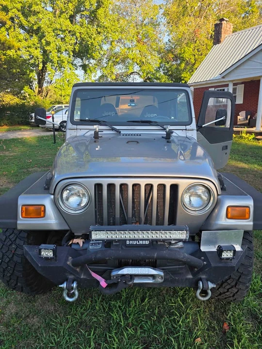 2002 Jeep TJ Wrangler - Image 2 of 11